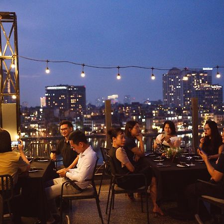 Margaery Boutique Apartment & Skyon9 Rooftop Bar Ханой Екстериор снимка