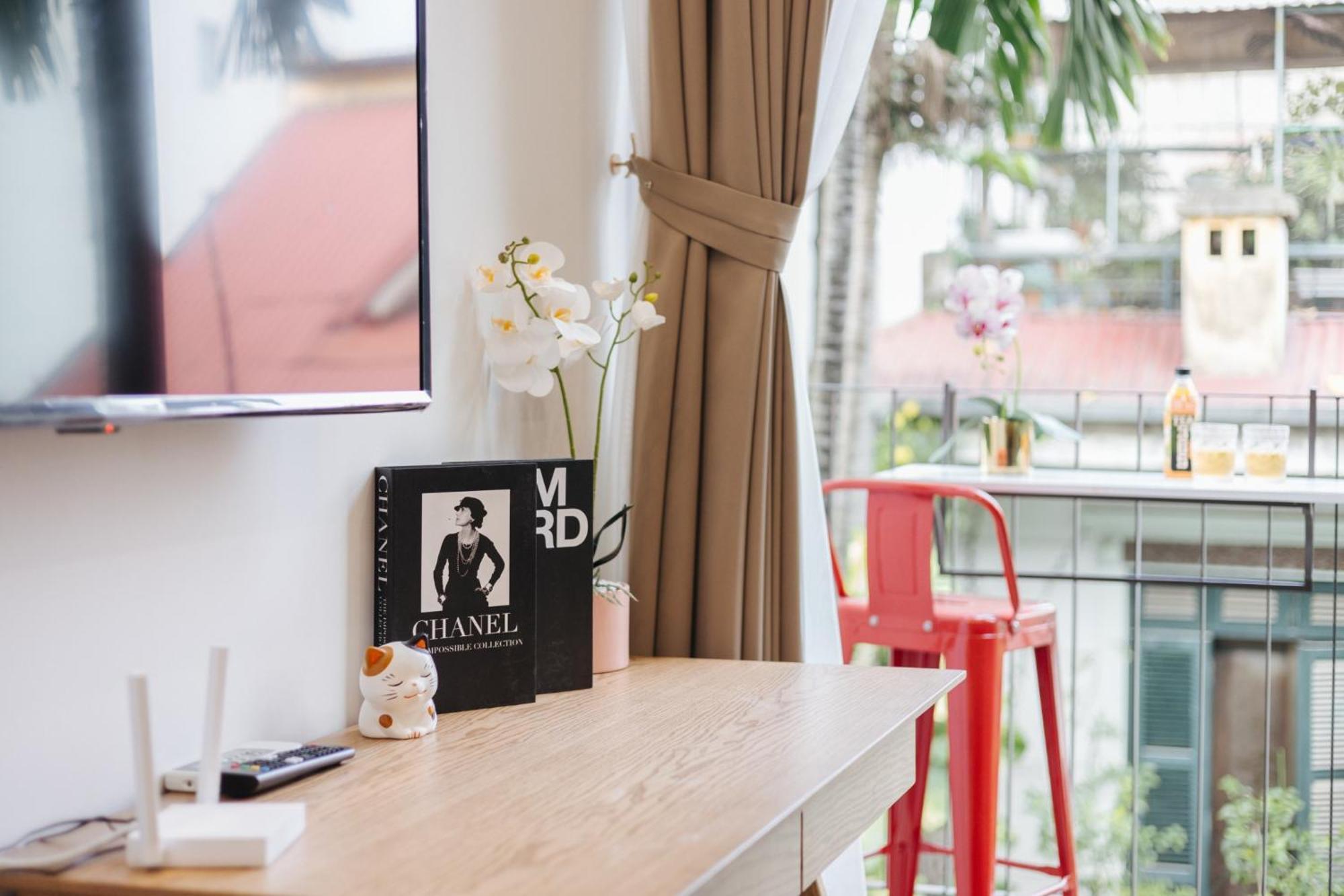 Margaery Boutique Apartment & Skyon9 Rooftop Bar Ханой Екстериор снимка