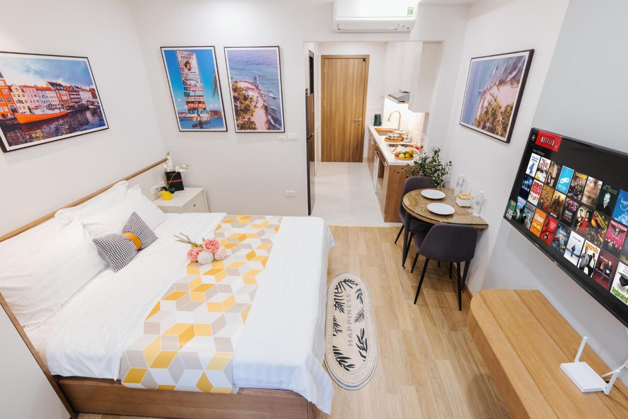 Margaery Boutique Apartment & Skyon9 Rooftop Bar Ханой Екстериор снимка