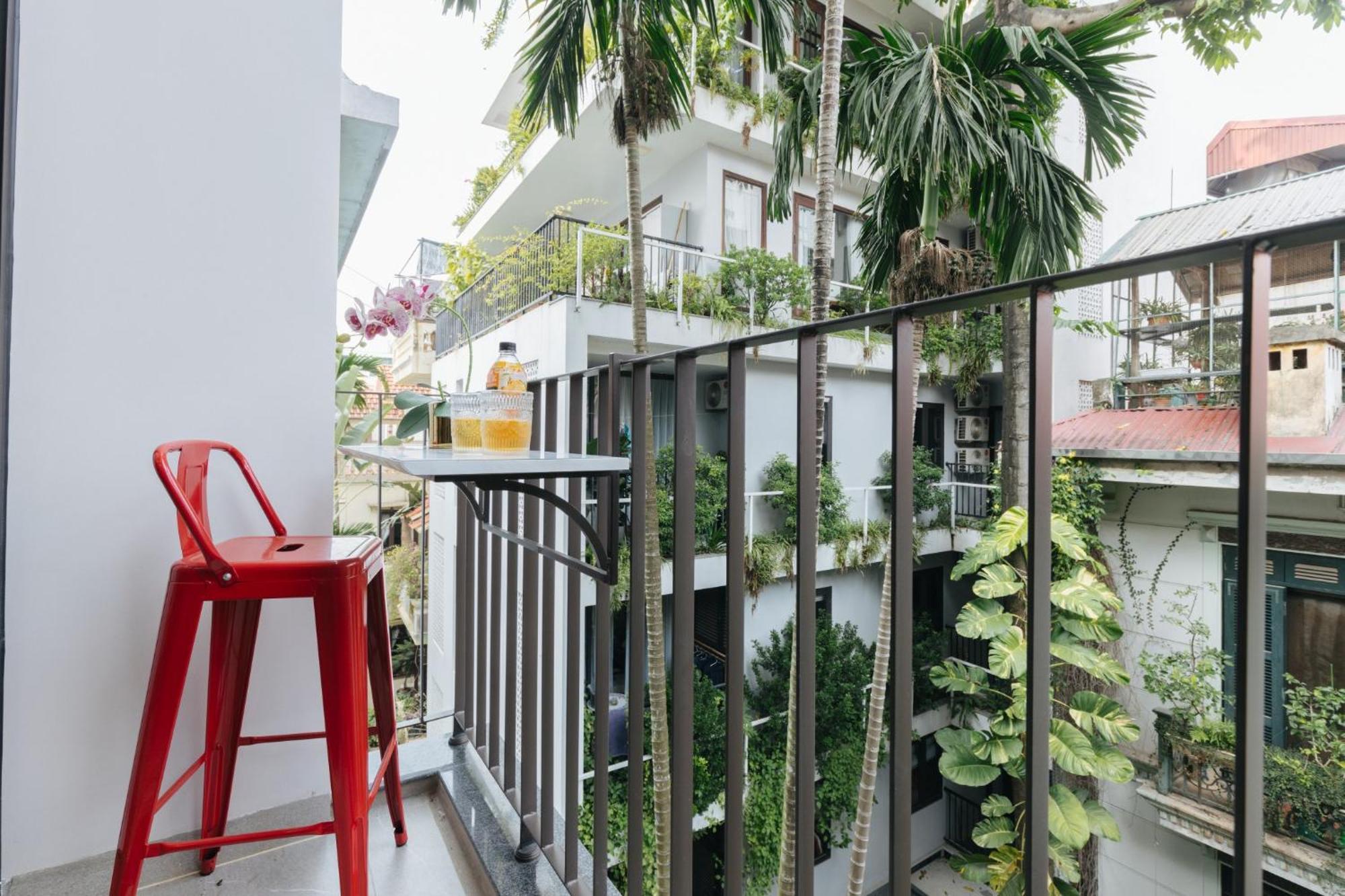 Margaery Boutique Apartment & Skyon9 Rooftop Bar Ханой Екстериор снимка