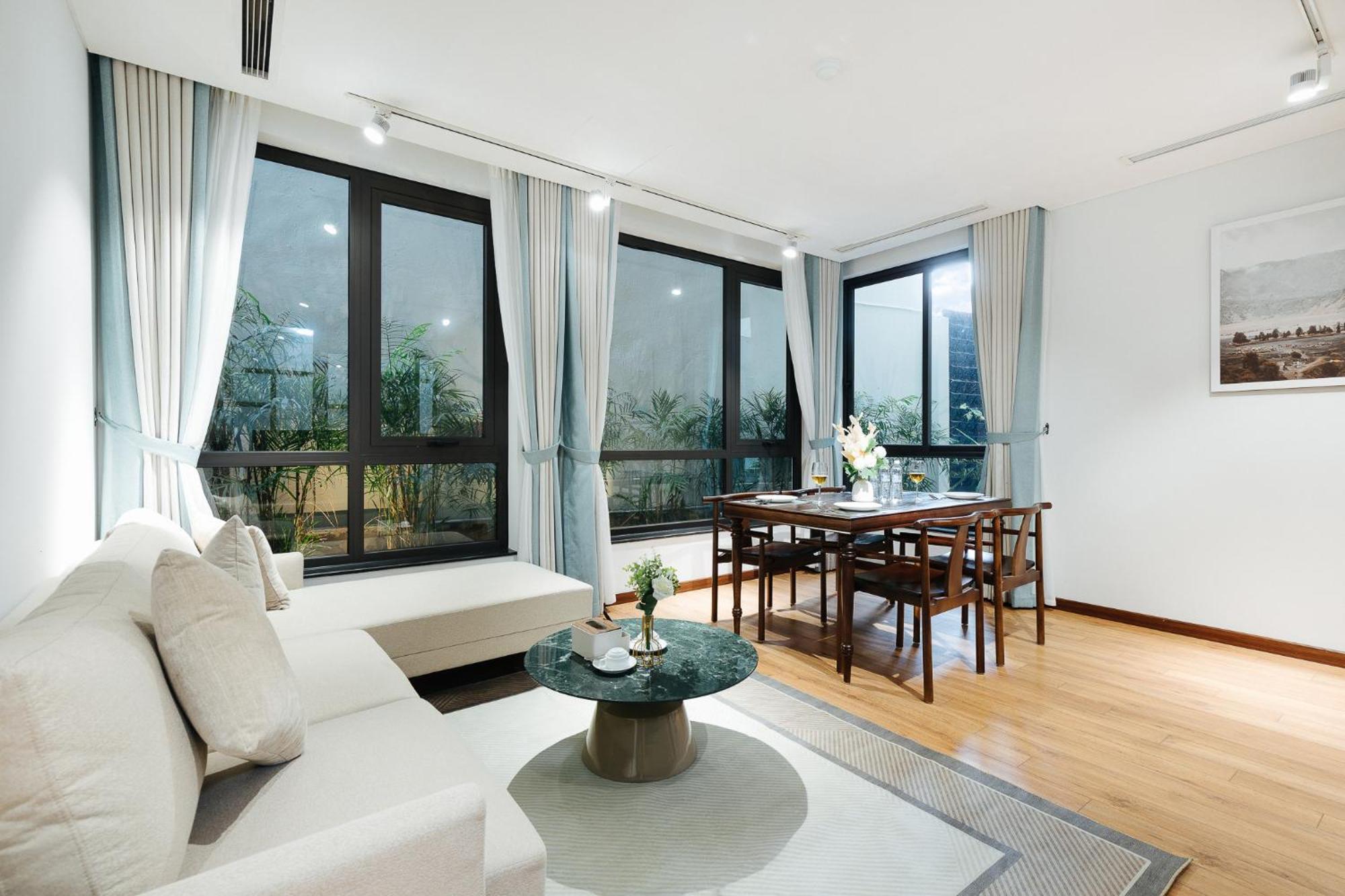 Margaery Boutique Apartment & Skyon9 Rooftop Bar Ханой Екстериор снимка